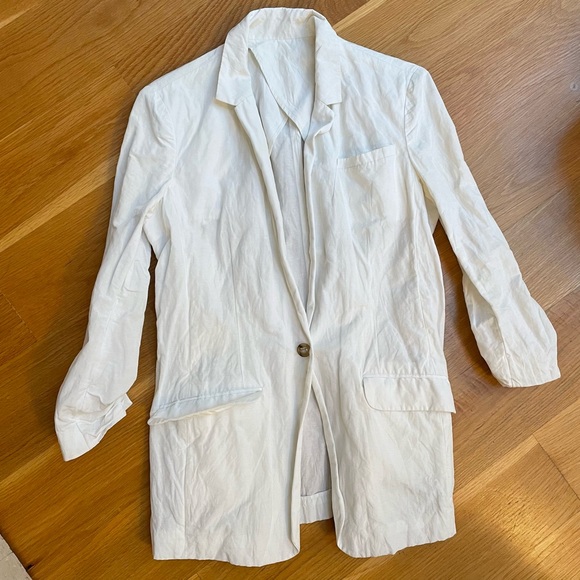 Elizabeth and James White Crinkle 3/4 sleeve blazer - Picture 1 of 9